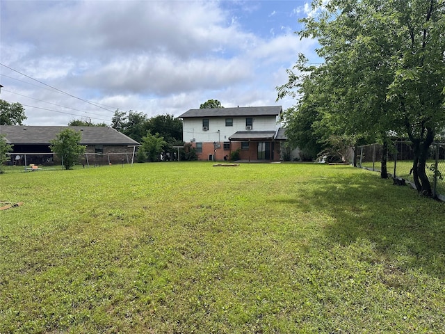 1664 Poplar Dr, Mesquite, TX 75149 - view of yard