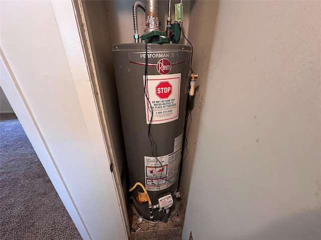1664 Poplar Dr, Mesquite, TX 75149 - utility room with water heater