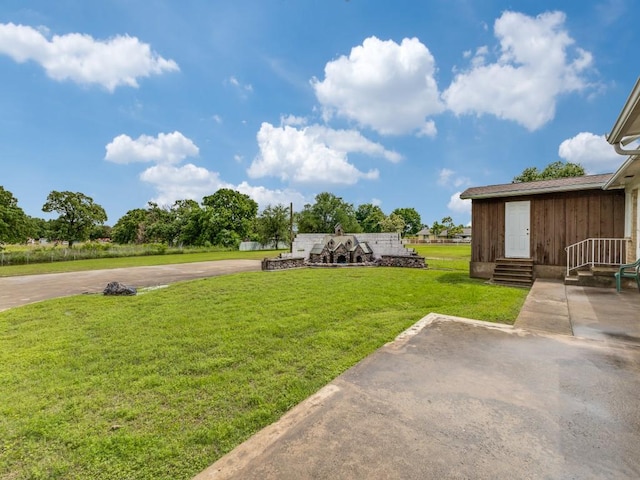 13134 Ravenview Rd, Dallas, TX 75253 - view of green lawn