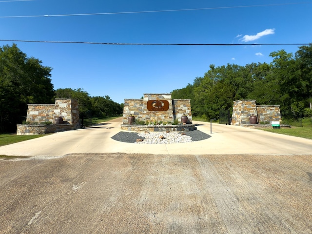 102 Lakeview Trl, Mabank, TX 75156