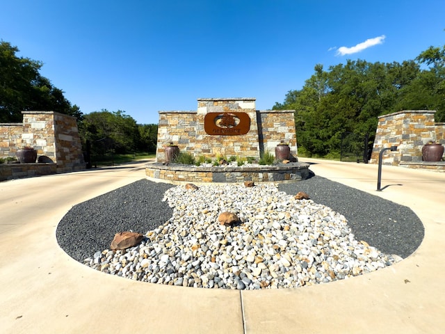 134 Oakmont Dr, Mabank, TX 75147