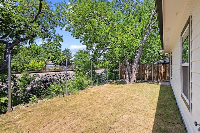 620 S First St, Sherman, TX 75090 - view of yard