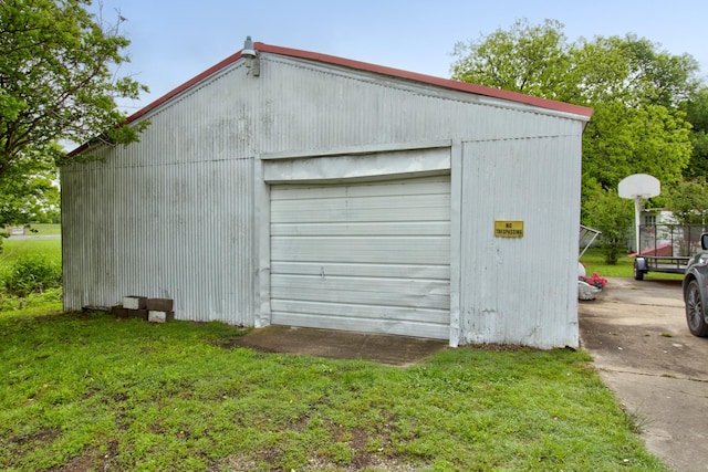 101 E Reed St, Randolph, TX 75475 - view of garage