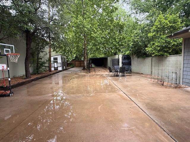 view of patio with a fenced backyard