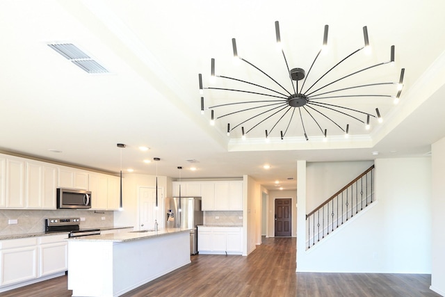 kitchen featuring stainless steel appliances, recessed lighting, crown molding, tasteful backsplash, and dark wood-style floors