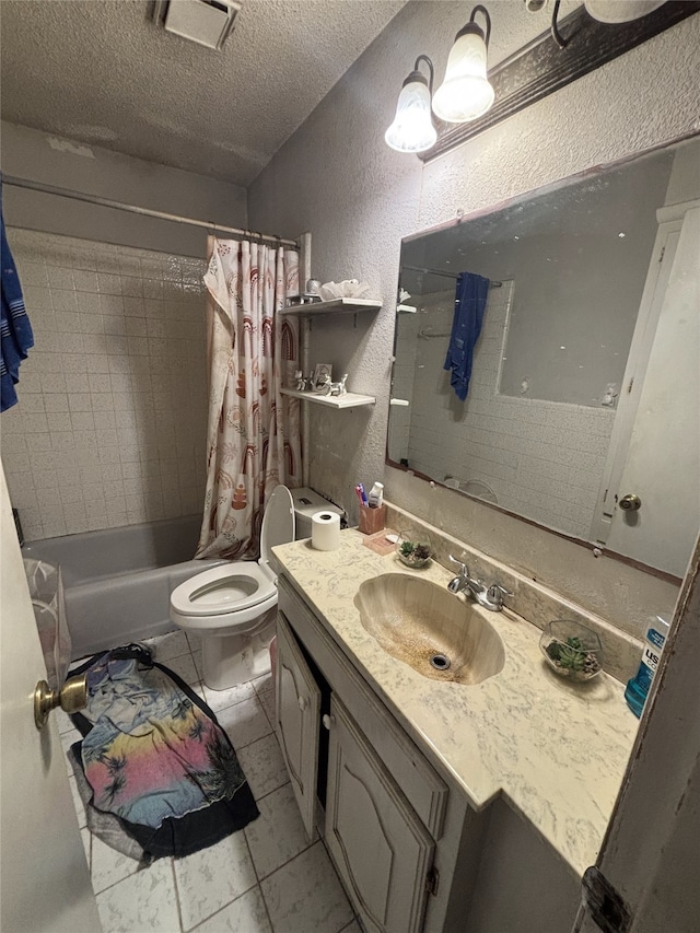 full bathroom featuring a textured wall, a textured ceiling, toilet, vanity, and shower / tub combo with curtain