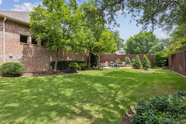 5957 Aberdeen Pl, Frisco, TX 75034 - view of yard with a patio