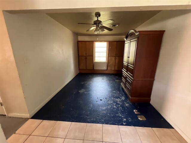 604 E 5th St, Weatherford, TX 76086 - view of yard with an outdoor structure