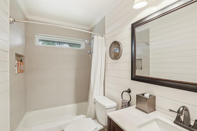 5008 Caliente Dr, Arlington, TX 76017 - bathroom with ornamental molding, toilet, vanity, and shower / bathtub combination with curtain
