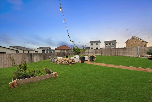 view of yard with a garden