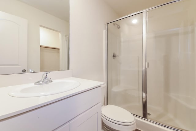 510 E Shepherd St, Denison, TX 75021 - full bath featuring a shower stall, vanity, and toilet