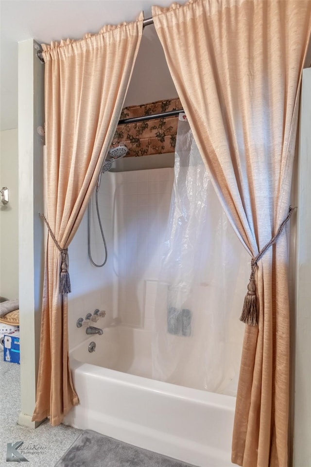 350 County Road 606 Unit B, Tuscola, TX 79562 - bathroom with shower / bath combo