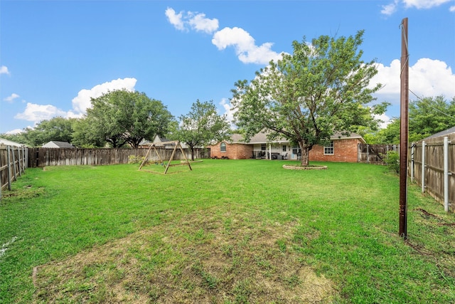 10612 Calaveras Dr, Waco, TX 76708 - view of yard