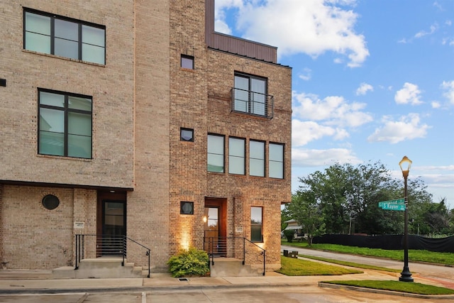 461 Rayner Ave, Fort Worth, TX 76111 - view of building exterior