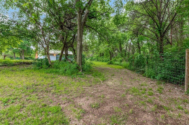 1455 N Joe Wilson Rd, Cedar Hill, TX 75104 - view of yard with fence