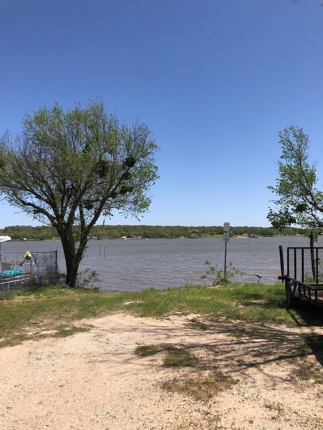 132 Keck St, Nocona, TX 76255 - water view