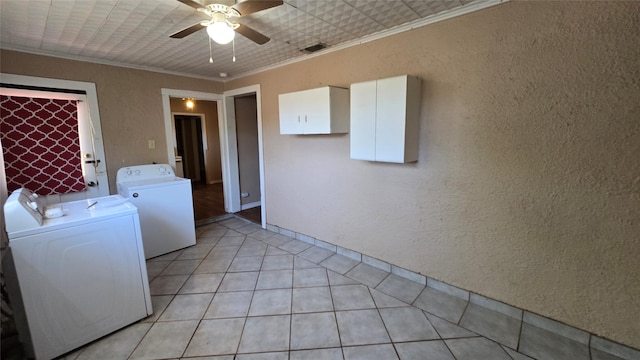 897 Sunset Dr, Abilene, TX 79605 - laundry area featuring independent washer and dryer, a ceiling fan, crown molding, and a textured wall