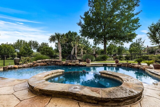 3001 Pecan Grove Ln, Celina, TX 75078 - view of pool featuring a fenced backyard and a pool with connected hot tub