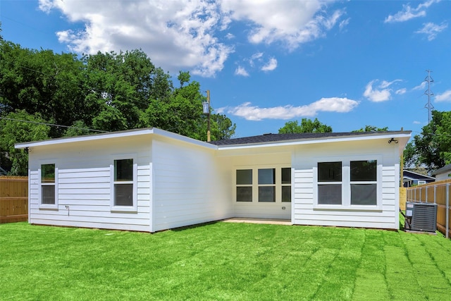 3900 De Maggio Ave, Dallas, TX 75210 - back of house