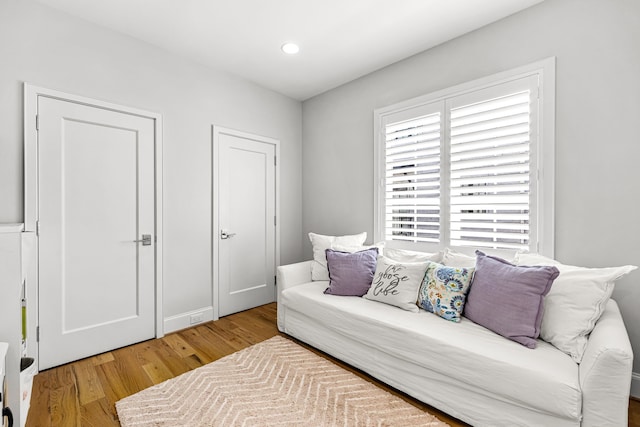3420 Rosedale Ave Unit 6, University Park, TX 75205 - living area with wood finished floors and recessed lighting