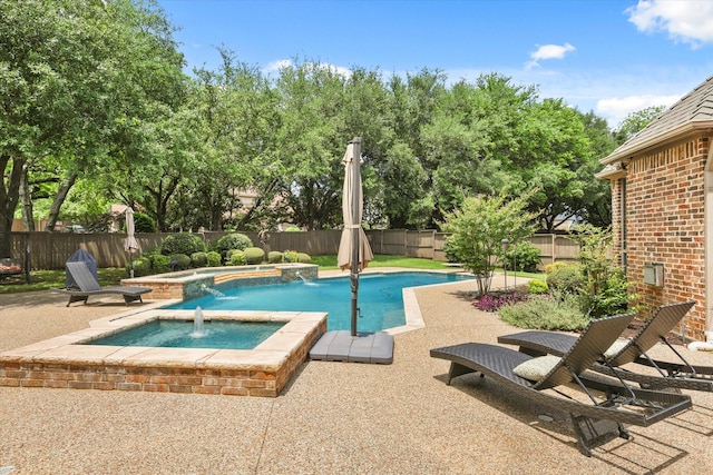 7208 Majestic Mnr, Colleyville, TX 76034 - view of swimming pool featuring an outdoor hot tub, a fenced backyard, and a patio area