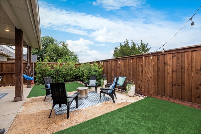 view of yard with a patio
