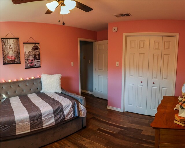 2308 16th St, Brownwood, TX 76801 - bedroom with wood finished floors, a closet, baseboards, and ceiling fan