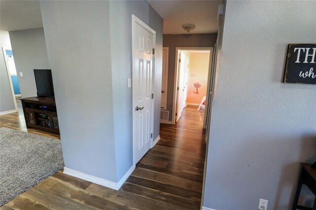 2308 16th St, Brownwood, TX 76801 - view of yard with a patio area
