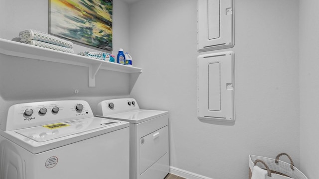 160 Trinity St, Grandview, TX 76050 - clothes washing area featuring independent washer and dryer and baseboards