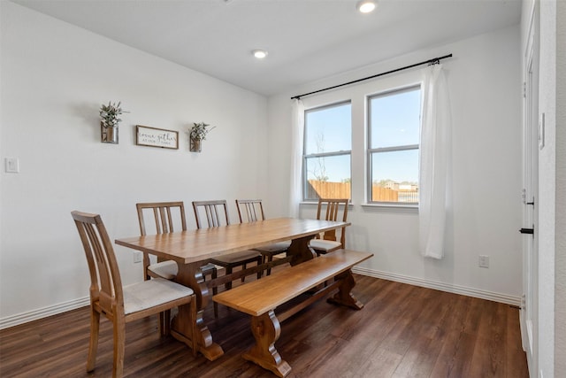 1420 Escondido Dr, Fort Worth, TX 76052 - dining area featuring dark wood-type flooring, baseboards, and recessed lighting