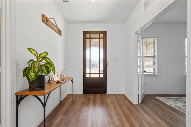 1420 Escondido Dr, Fort Worth, TX 76052 - entryway featuring wood finished floors and baseboards
