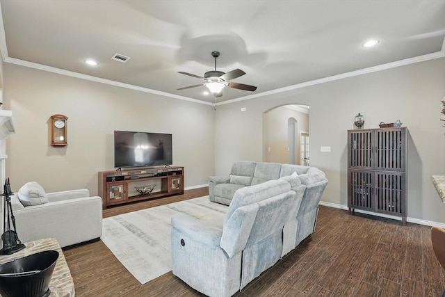 2134 Sagewood Dr, Weatherford, TX 76087 - living room featuring arched walkways, ceiling fan, dark wood-style flooring, recessed lighting, and baseboards