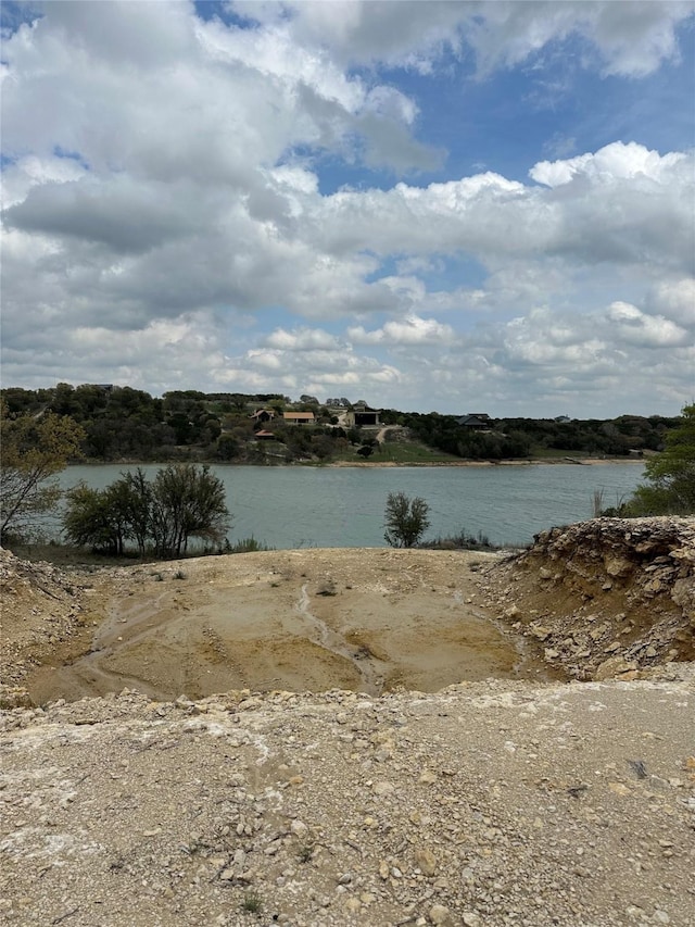 150 Blue Marlin Ct, Bluff Dale, TX 76433