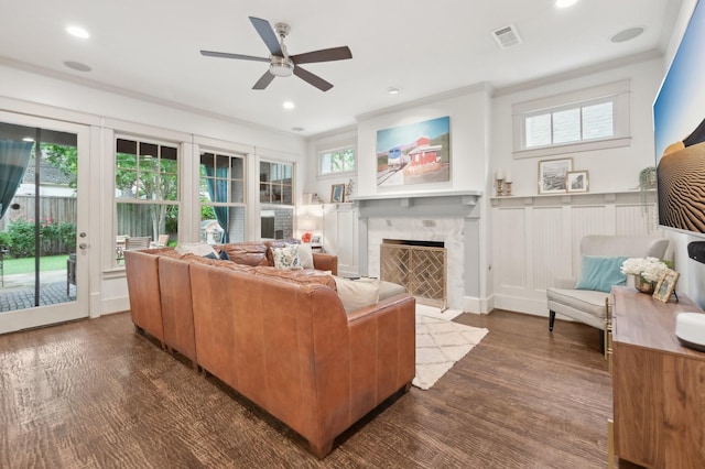 3728 Stanford Ave, University Park, TX 75225 - living room featuring a ceiling fan, a fireplace, dark wood finished floors, ornamental molding, and recessed lighting