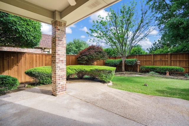 1727 Lantana Ln, Frisco, TX 75033 - view of patio