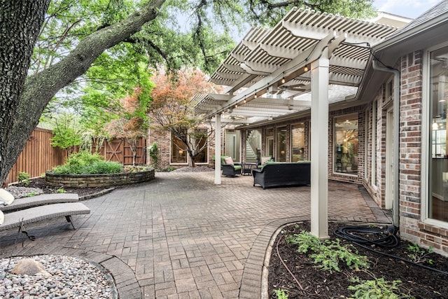 view of patio featuring a pergola and a fenced backyard