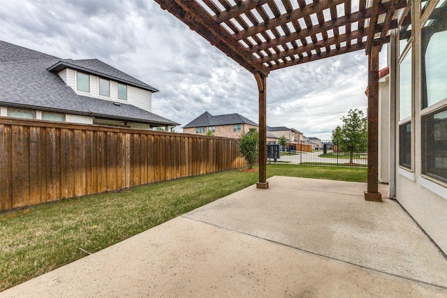 view of patio featuring a pergola