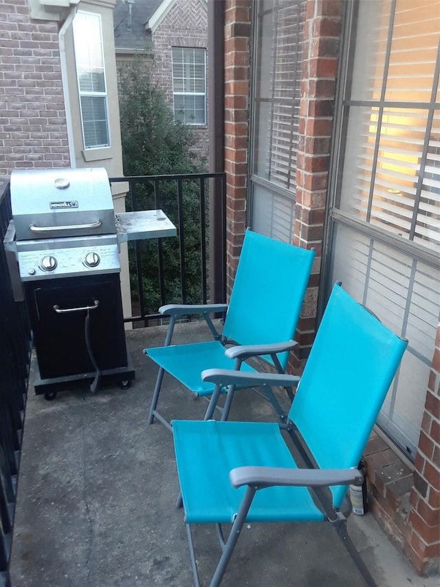 3817 Gilbert Ave Unit 108, Dallas, TX 75219 - balcony with grilling area