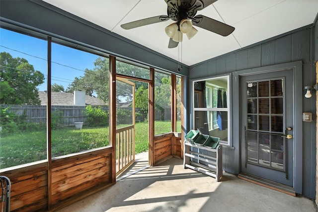 3908 Windhaven Rd, Fort Worth, TX 76133 - sunroom / solarium with a ceiling fan and vaulted ceiling