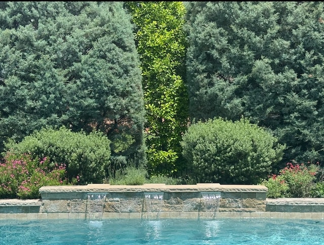 view of outdoor pool