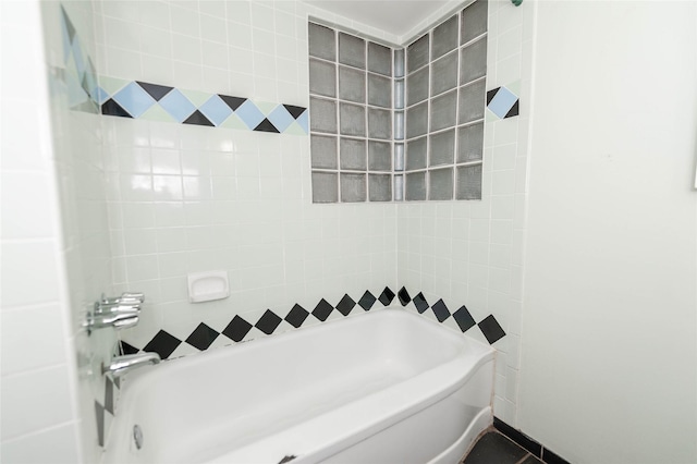 2850 Claudette Ave, Dallas, TX 75211 - view of full bath