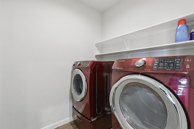 1206 Burlingame Dr, Cleburne, TX 76033 - washroom with washer and dryer and baseboards