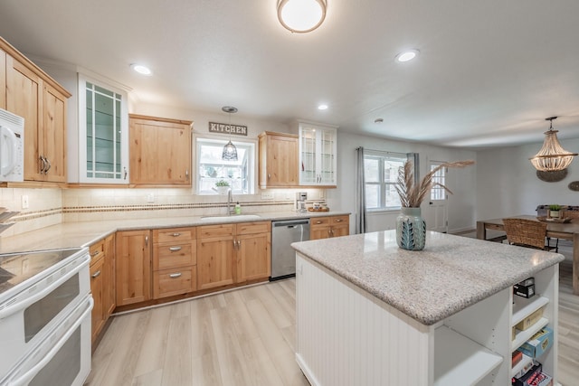 3048 Golfing Green Dr, Farmers Branch, TX 75234 - kitchen with white appliances, a sink, light brown cabinetry, and recessed lighting