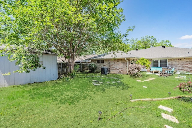 3048 Golfing Green Dr, Farmers Branch, TX 75234 - view of yard featuring an outbuilding and a storage unit