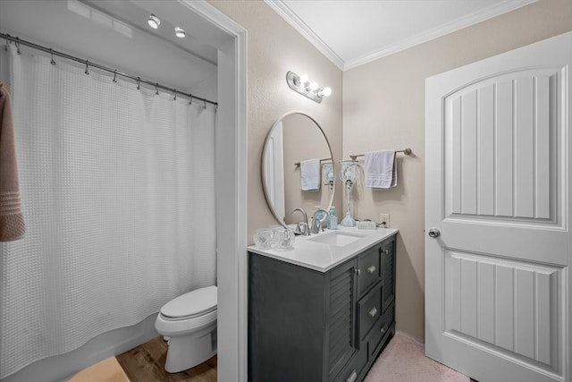 5036 Lake Shore Dr, Waco, TX 76710 - full bathroom with crown molding, toilet, vanity, and shower / bath combination with curtain
