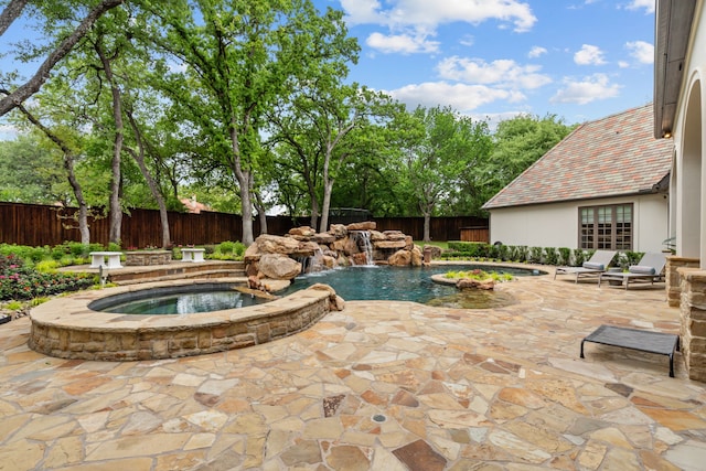 1100 La Paloma Ct, Southlake, TX 76092 - view of pool with a fenced backyard, a patio, and a pool with connected hot tub