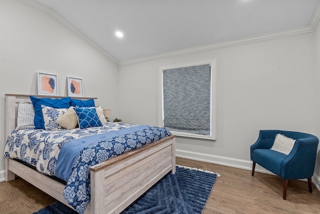 1100 La Paloma Ct, Southlake, TX 76092 - bedroom with wood finished floors, baseboards, crown molding, vaulted ceiling, and recessed lighting