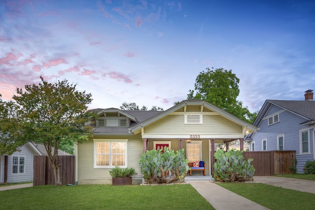5533 Bonita Ave, Dallas, TX 75206 - view of front of house with a porch