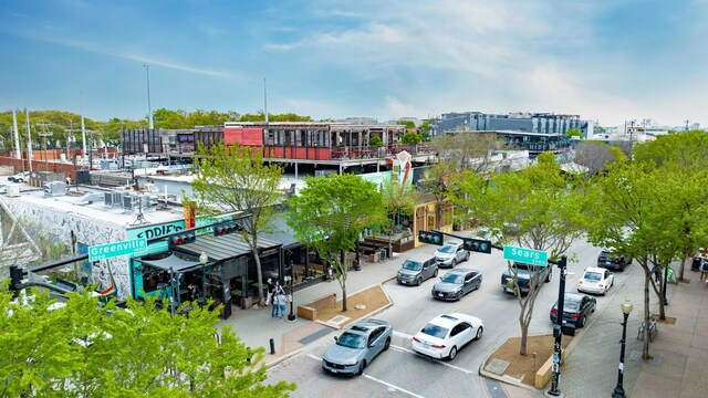 5533 Bonita Ave, Dallas, TX 75206 - surrounding community with uncovered parking
