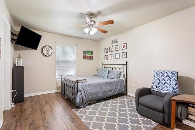 401 Mahon Hollow Dr, Waco, TX 76704 - bedroom featuring wood finished floors, baseboards, and ceiling fan